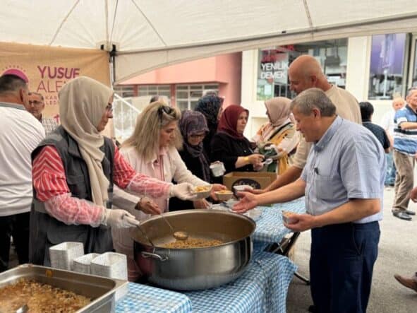 40 Bin Kişi Aşureyle Buluştu Paylaşmanın Ruhu Sakarya’da Hayat Buldu