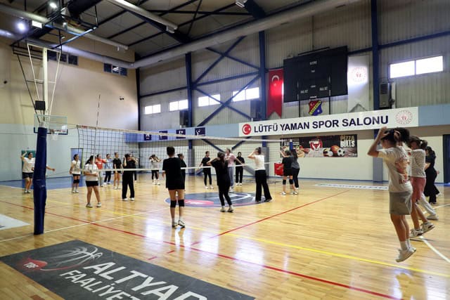 Sakarya'da çocuklar yazın sporla bütünleşiyor
