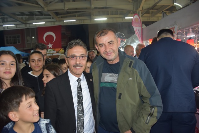 Erenler Belediyesi 1. Kabak Festivali coşkuyla başladı