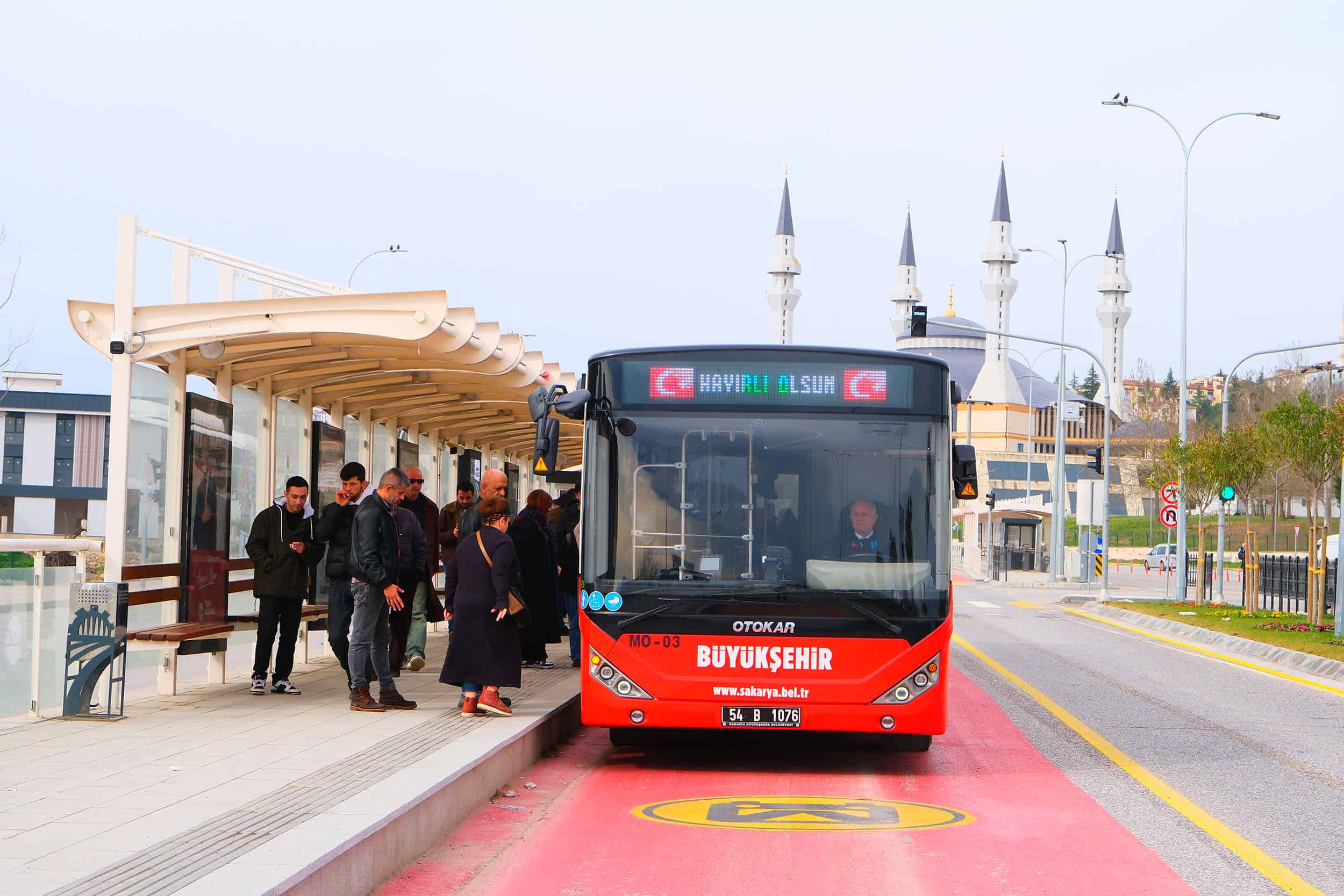 Sakarya’da toplu taşımada binlerce kişinin ilk tercihi Metrobüs