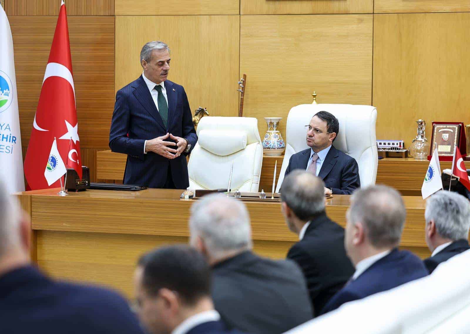 Adalet Bakanı Akın Gürlek, Sakarya’da Farklılıkların Kardeşçe Yaşadığı Şehri Ziyaret Etti