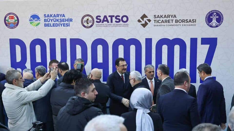 Yusuf Alemdar Ramazan Bayramı’nda Protokol, Muhtarlar ve Şehit Aileleriyle Bir Araya Geldi