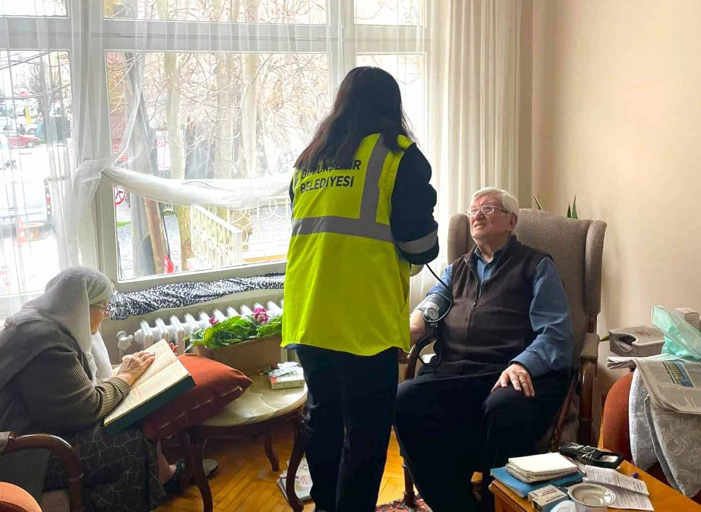 YADEM, Sakarya'nın tüm ilçelerinde yıl boyunca yaşlılara yerinde hizmet sunuyor