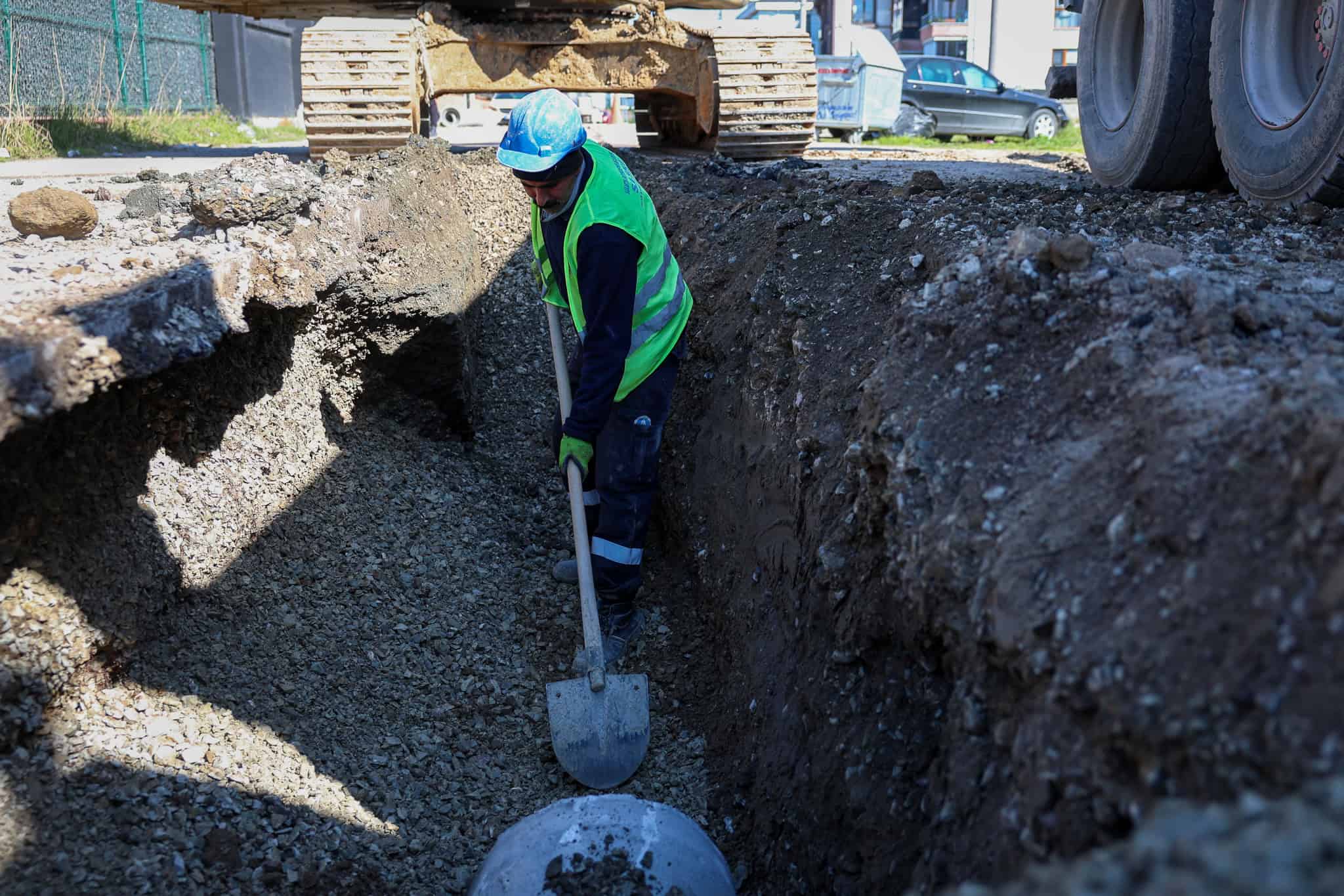 Yağcılar Mahallesi'nde 1500 Metrelik Yağmursuyu Hattı ile Altyapı Kapasitesi Artıyor