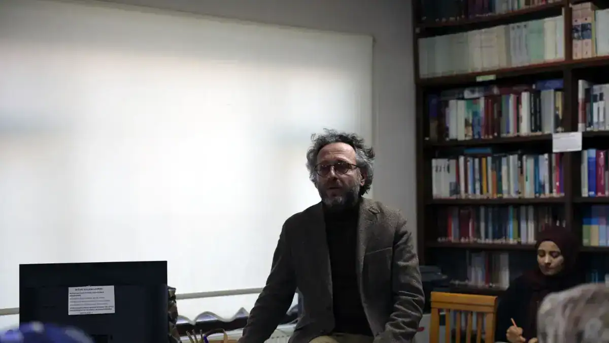 Sakarya Büyükşehir Akademi’de Kültür ve Sanat Dersleri Yoğun Katılımla Sürüyor