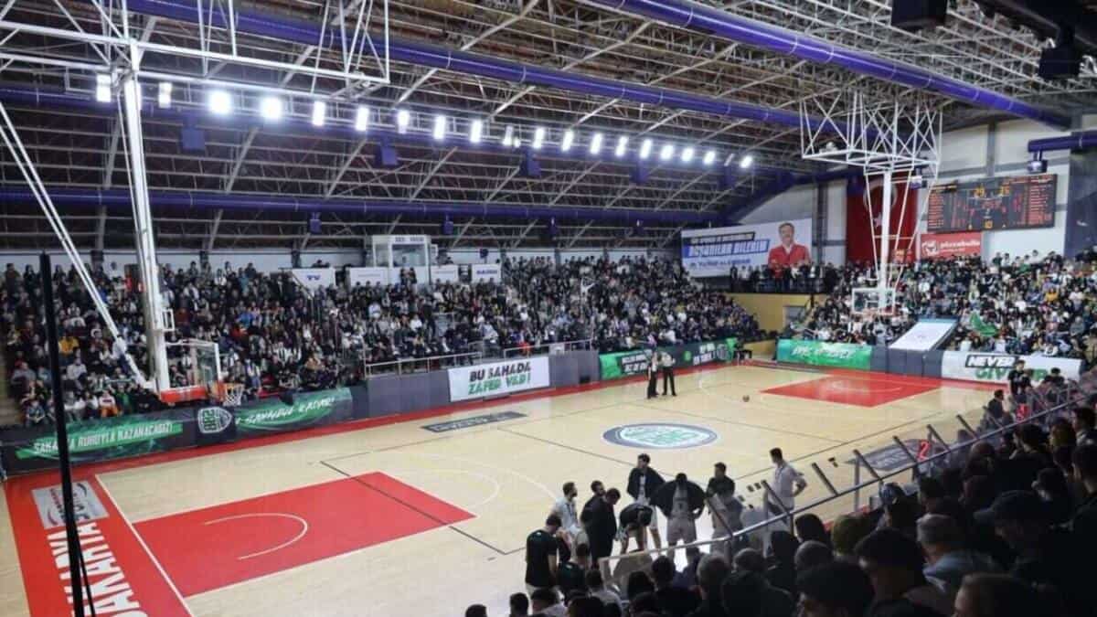 Sakarya Büyükşehir Basketbol, Yarı Finalde Kütahya Belediyesi ile Karşılaşacak
