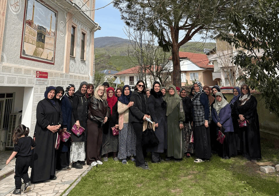 Kadın Kadına Projesi Akyazı Kırsalında Kadınlarla Yeni Buluşmalar Düzenledi