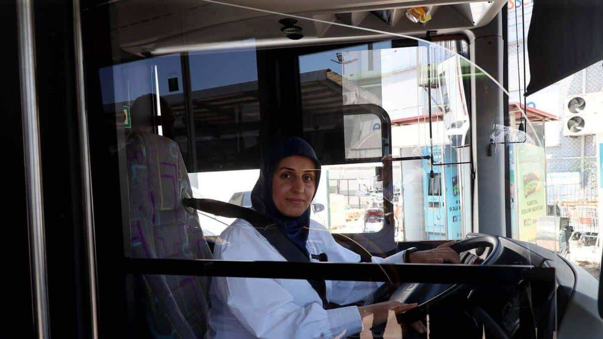 Sakarya’da Toplu Taşımacılık Günü’nde Ulaşım Çalışanlarına Anlamlı Mesaj