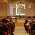 Prof. Dr. Mahmut Erol Kılıç Sakarya’da Modern Çağda Kendini Tanımanın Yollarını Anlattı