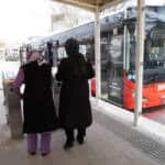 Sakarya’da Metrobüs Ücretli Sisteme Geçişin İlk Gününde Yoğun İlgi Gördü