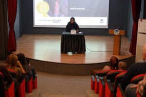 &ldquo;G&uuml;lizar&rdquo; Filmi OSM&rsquo;de G&ouml;sterildi, Y&ouml;netmeni Belkıs Bayrak İzleyicilerle Buluştu