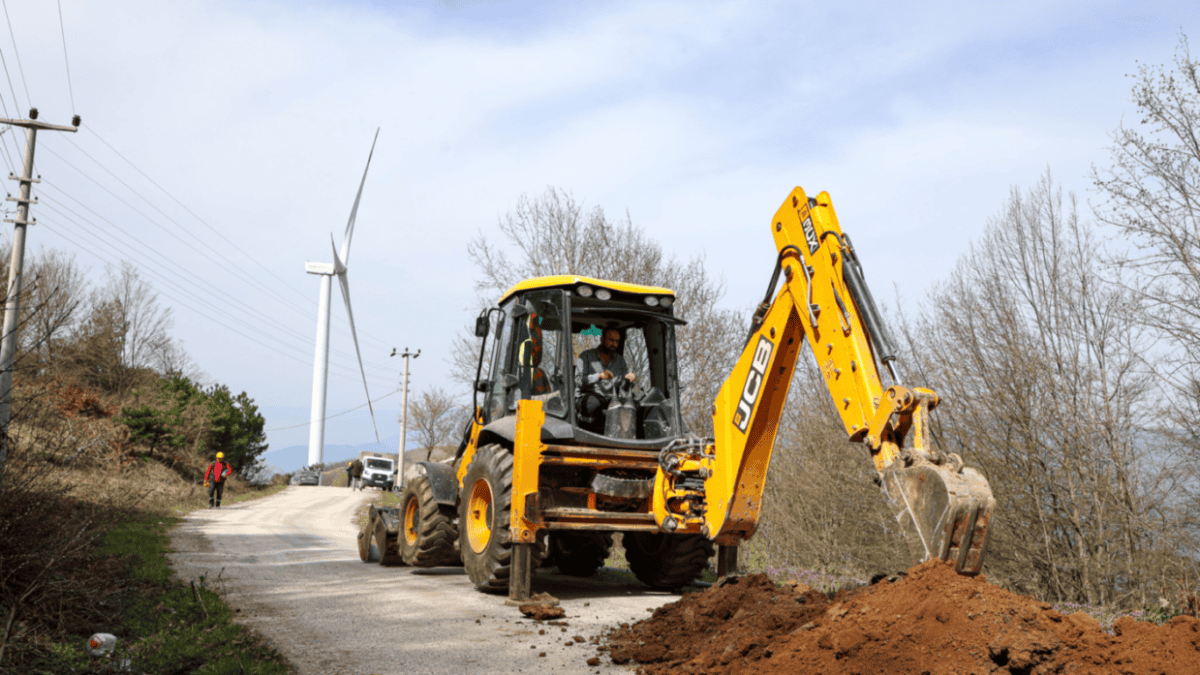 SASKİ, Geyve’de Heyelan Sonrası Yenilenen Su Hattıyla 200 Haneye Kesintisiz Su Sağladı