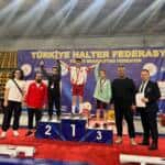 Serdivanlı Muhammed Asım Ay Minikler Halter Şampiyonası’nda Türkiye İkincisi Oldu