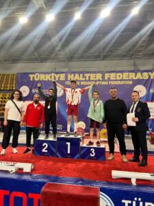 Serdivanlı Muhammed Asım Ay Minikler Halter Şampiyonası&rsquo;nda T&uuml;rkiye İkincisi Oldu