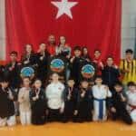 Serdivanlı Karateciler 23 Nisan Şampiyonası’nda 25 Madalya ile Öne Çıktı