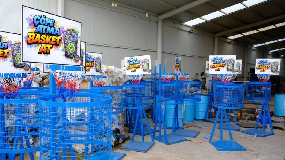 Serdivan’da 18 Okulda Sıfır Atık Ekipmanlarıyla Çevre Bilinci Geliştiriliyor