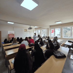 Turizm ve Seyahat Hizmetleri B&ouml;l&uuml;m&uuml;'nde Sekt&ouml;r Temsilcileriyle Kariyer Etkinliği D&uuml;zenlendi