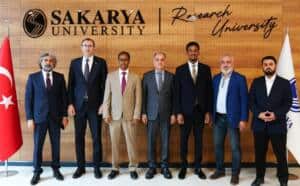 Somali Zemzem Üniversitesi Heyetinden Sakarya Üniversitesine Akademik Ziyaret ve İş Birliği Görüşmesi